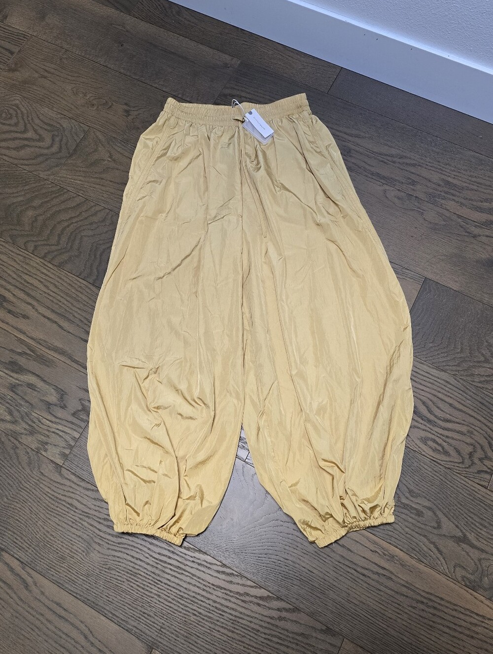 ๐๏ธ Daily Practice Balloon Pants in Straw - Picture 4 of 12